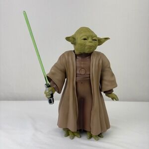 Star Wars Yoda Interactive‎ Talking Moving Head Eyes Action Figure  Works